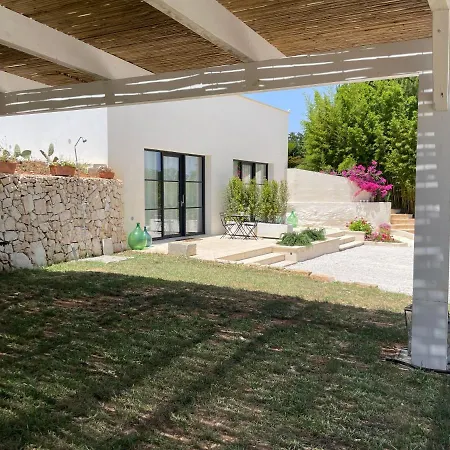 Anna Maria Villa *